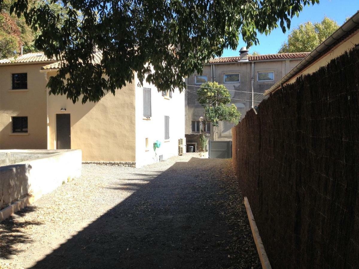 Au Vieux Lavoir Avec Parking Prive, Jardin , Climatisation, A 500 M De La Cite การ์กาซอน ภายนอก รูปภาพ
