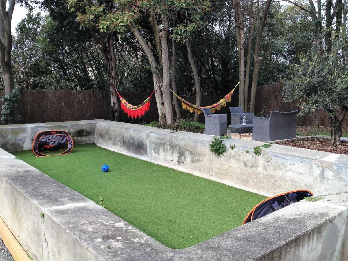 Au Vieux Lavoir Avec Parking Prive, Jardin , Climatisation, A 500 M De La Cite การ์กาซอน ภายนอก รูปภาพ