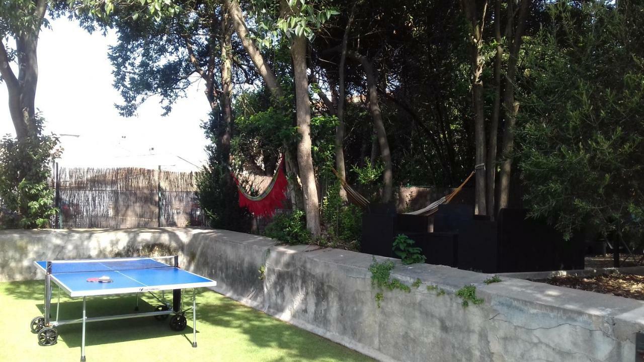 Au Vieux Lavoir Avec Parking Prive, Jardin , Climatisation, A 500 M De La Cite การ์กาซอน ภายนอก รูปภาพ